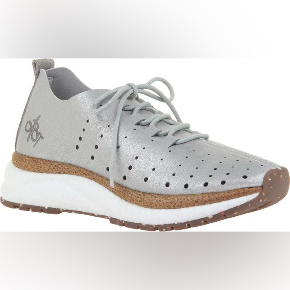 OTBT Women’s Alstead Perforated Sneaker Silver Suede Size 10